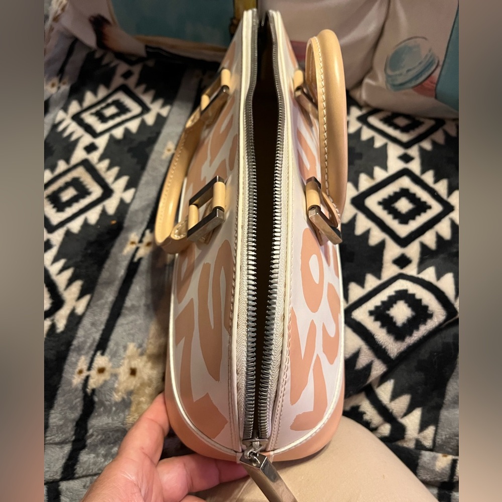 Louis Vuitton Rare EUC *COA Sprouse Graffiti East West Alma Tote Satchel Apricot - Picture 13 of 15